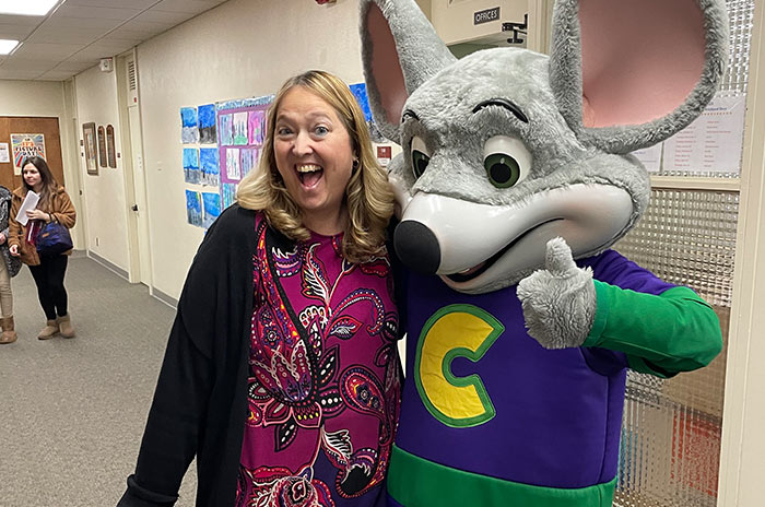 Chuck E. Cheese drops in on Immanuel